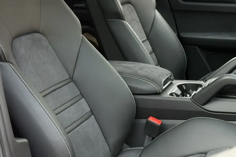 Porsche Cayenne din 2023 cu 13.800 km - oferta POR112427 - foto 12