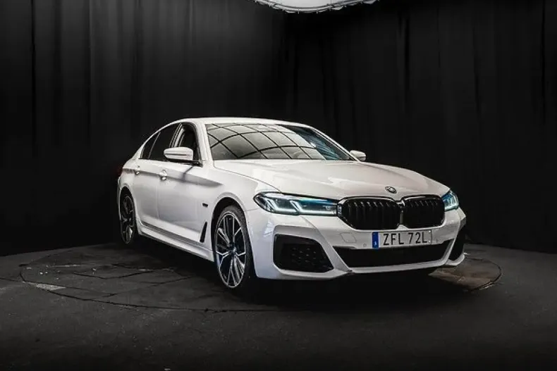 BMW 545 din 2022 cu 86.680 km - oferta BMW112428 - foto 1