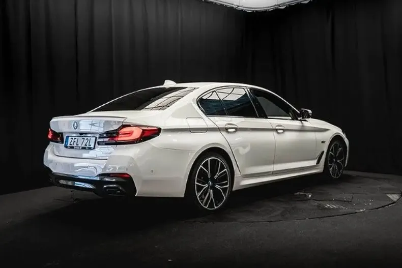 BMW 545 din 2022 cu 86.680 km - oferta BMW112428 - foto 3