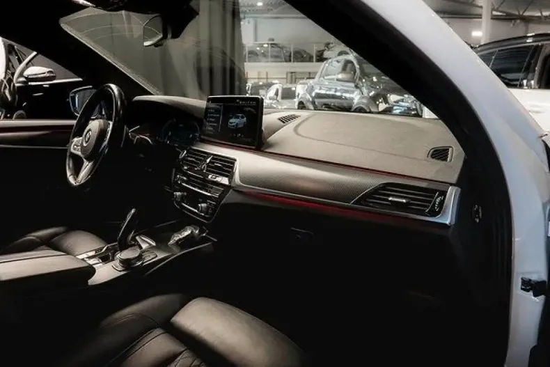 BMW 545 din 2022 cu 86.680 km - oferta BMW112428 - foto 13