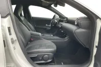 Mercedes-Benz CLA 180 din 2024 cu 28.108 km - oferta MER112430 - foto 3