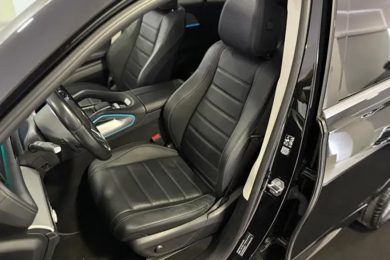 Mercedes-Benz GLE 400 din 2021 cu 96.332 km - oferta MER112434 - foto 19