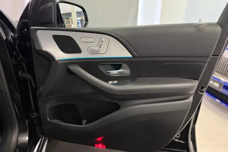 Mercedes-Benz GLE 400 din 2021 cu 96.332 km - oferta MER112434 - foto 28