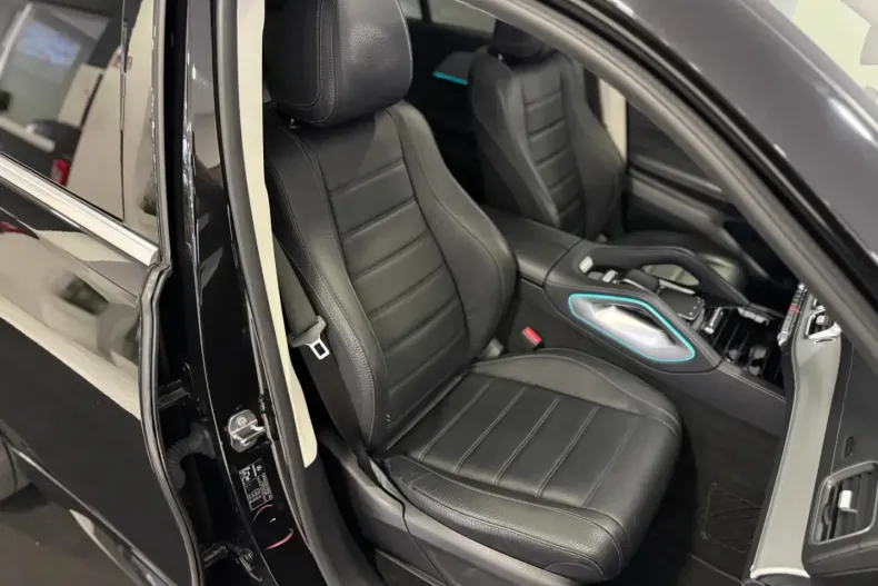 Mercedes-Benz GLE 400 din 2021 cu 96.332 km - oferta MER112434 - foto 36