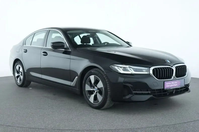 BMW 520 din 2022 cu 75.882 km - oferta BMW112441 - foto 3