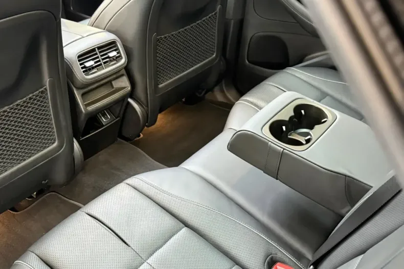 Mercedes-Benz GLE 400 din 2022 cu 83.000 km - oferta MER112444 - foto 28