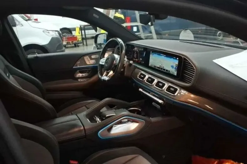 Mercedes-Benz GLE 53 AMG din 2021 cu 86.000 km - oferta MER112445 - foto 7