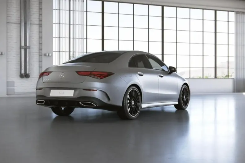 Mercedes-Benz CLA 250 din 2021 cu 55.880 km - oferta MER112449 - foto 2