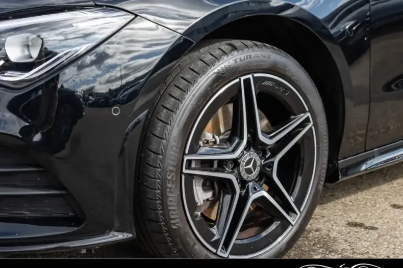 Mercedes-Benz CLA 250 din 2021 cu 43.050 km - oferta MER112450 - foto 7