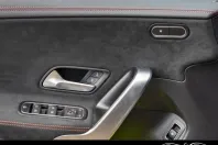 Mercedes-Benz CLA 250 din 2021 cu 43.050 km - oferta MER112450 - foto 11