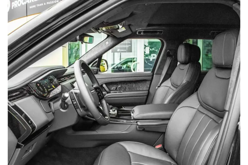 Land Rover Range Rover Sport din 2023 cu 68.500 km - oferta LAN112455 - foto 8