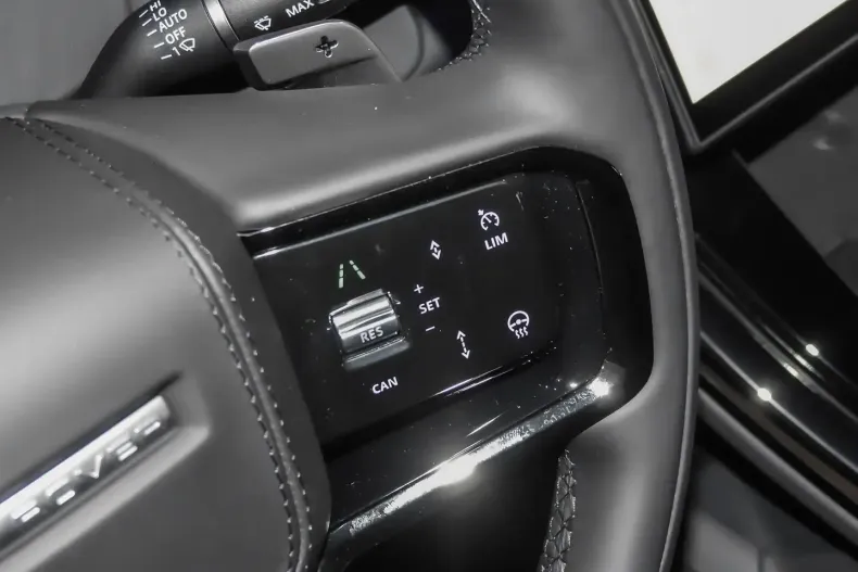 Land Rover Range Rover Sport din 2024 cu 3.500 km - oferta LAN112472 - foto 14