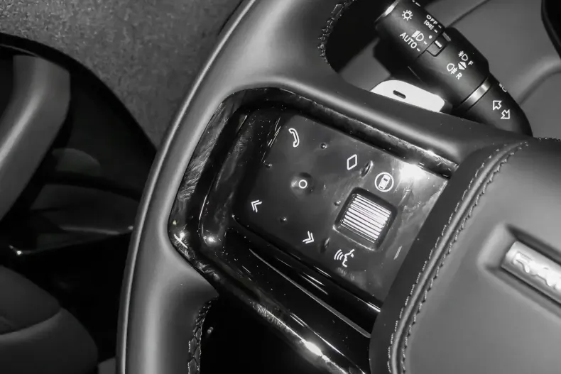 Land Rover Range Rover Sport din 2024 cu 3.500 km - oferta LAN112472 - foto 18