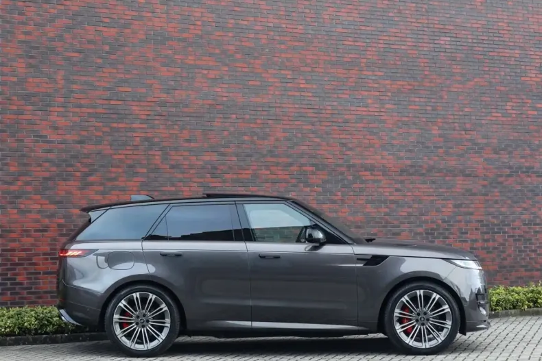 Land Rover Range Rover Sport din 2023 cu 44.845 km - oferta LAN112474 - foto 17