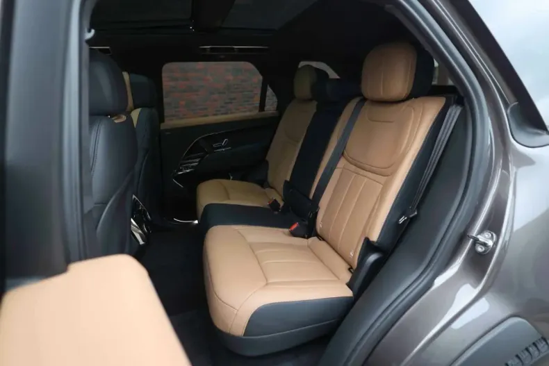 Land Rover Range Rover Sport din 2023 cu 44.845 km - oferta LAN112474 - foto 23