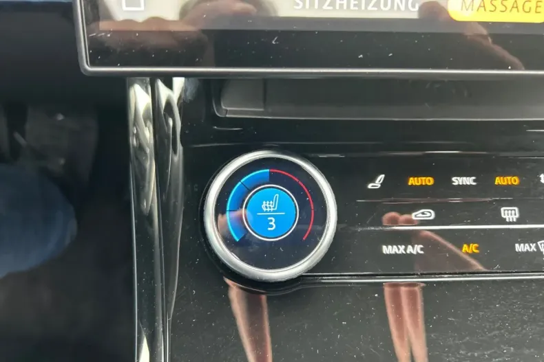 Land Rover Range Rover Sport din 2023 cu 15.796 km - oferta LAN112480 - foto 14