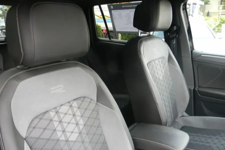 Volkswagen Tiguan din 2021 cu 23.980 km - oferta VOL112490 - foto 7