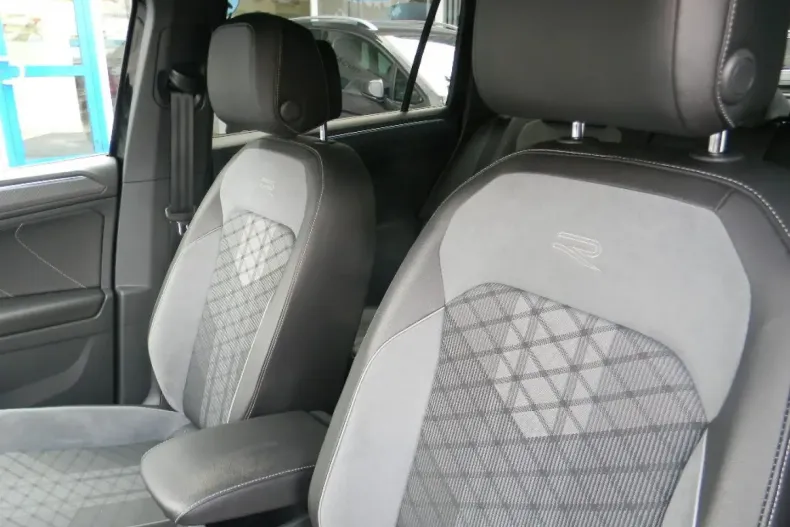 Volkswagen Tiguan din 2021 cu 23.980 km - oferta VOL112490 - foto 8