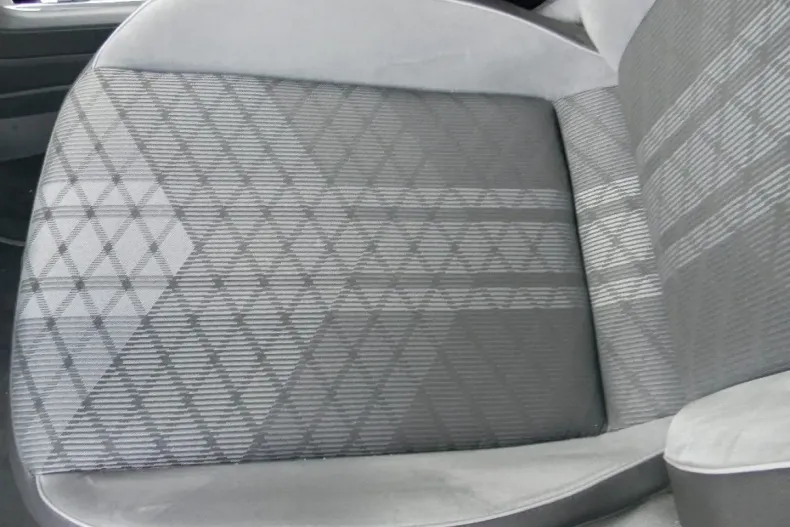 Volkswagen Tiguan din 2021 cu 23.980 km - oferta VOL112490 - foto 9