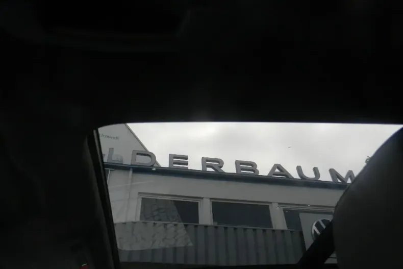 Volkswagen Tiguan din 2021 cu 23.980 km - oferta VOL112490 - foto 11