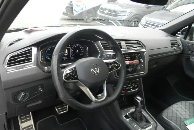 Volkswagen Tiguan din 2021 cu 23.980 km - oferta VOL112490 - foto 12