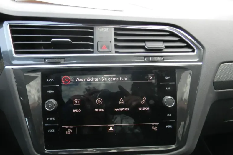 Volkswagen Tiguan din 2021 cu 23.980 km - oferta VOL112490 - foto 16