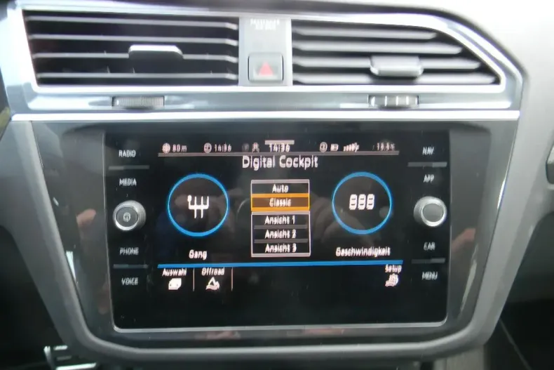 Volkswagen Tiguan din 2021 cu 23.980 km - oferta VOL112490 - foto 23