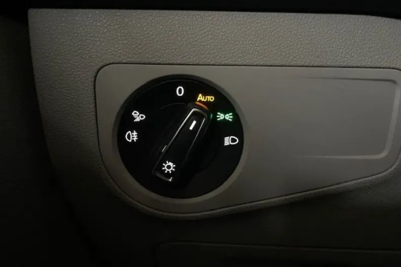 Volkswagen Tiguan din 2021 cu 43.580 km - oferta VOL112491 - foto 14