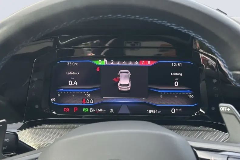 Volkswagen Golf din 2024 cu 18.984 km - oferta VOL112493 - foto 12