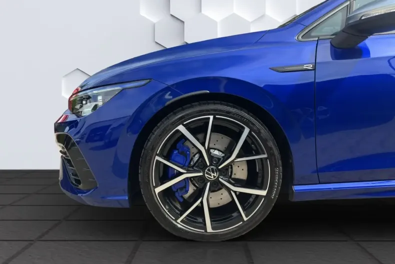 Volkswagen Golf din 2024 cu 18.984 km - oferta VOL112493 - foto 20