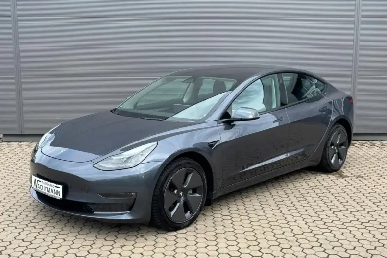 Tesla Model 3 din 2023 cu 22.900 km - oferta TES112509 - foto 1