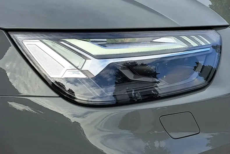 Audi SQ5 din 2022 cu 37.525 km - oferta AUD112522 - foto 3