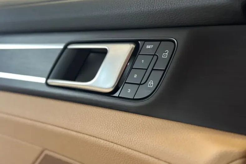 Porsche Panamera din 2022 cu 57.736 km - oferta POR112524 - foto 18