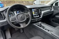 Volvo XC60 din 2021 cu 90.327 km - oferta VOL112526 - foto 8