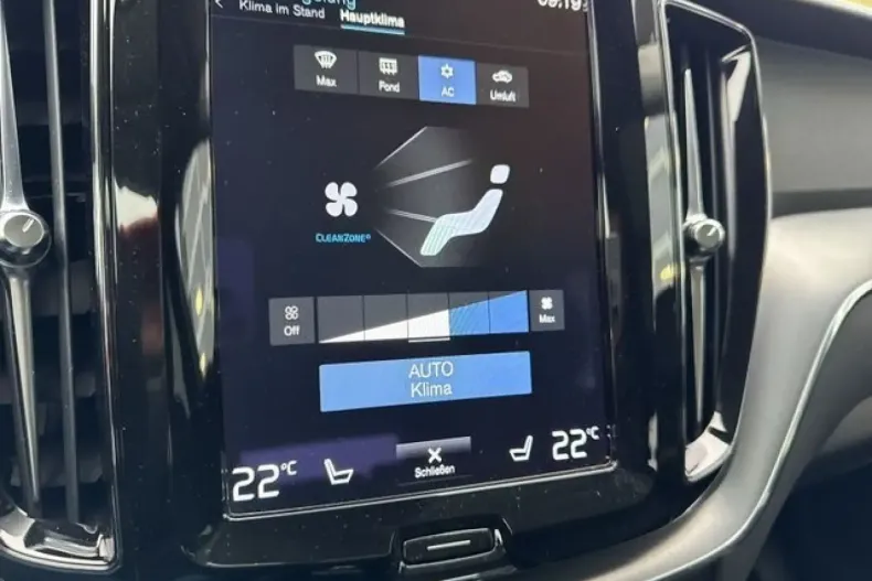 Volvo XC60 din 2021 cu 90.327 km - oferta VOL112526 - foto 19