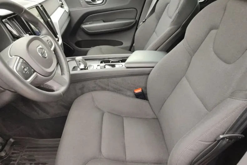 Volvo XC60 din 2022 cu 78.730 km - oferta VOL112527 - foto 8