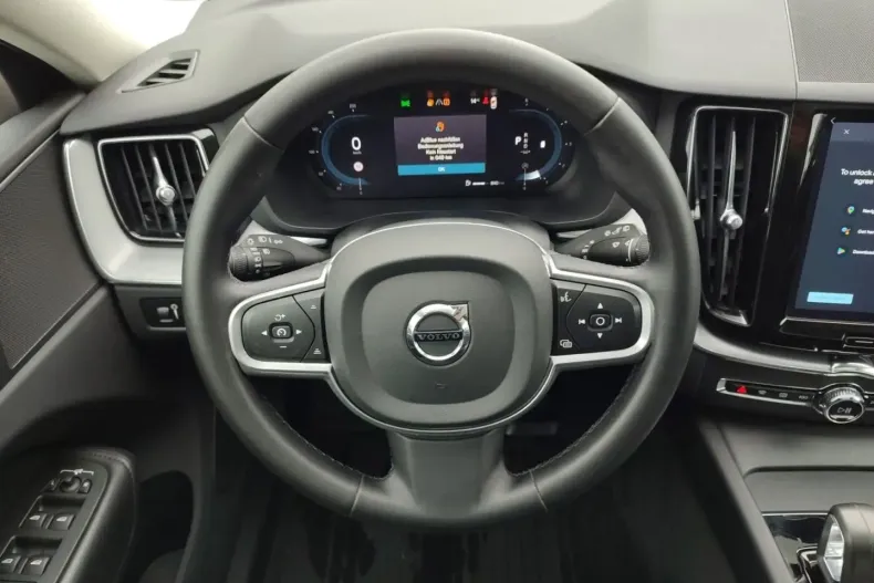 Volvo XC60 din 2022 cu 78.730 km - oferta VOL112527 - foto 9