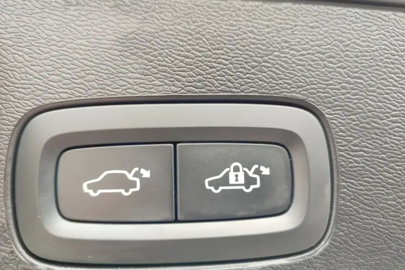 Volvo XC60 din 2022 cu 78.730 km - oferta VOL112527 - foto 17