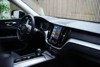 Volvo XC60 din 2022 cu 95.950 km - oferta VOL112530 - foto 13