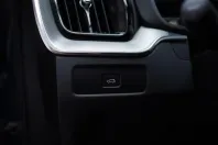 Volvo XC60 din 2022 cu 95.950 km - oferta VOL112530 - foto 23