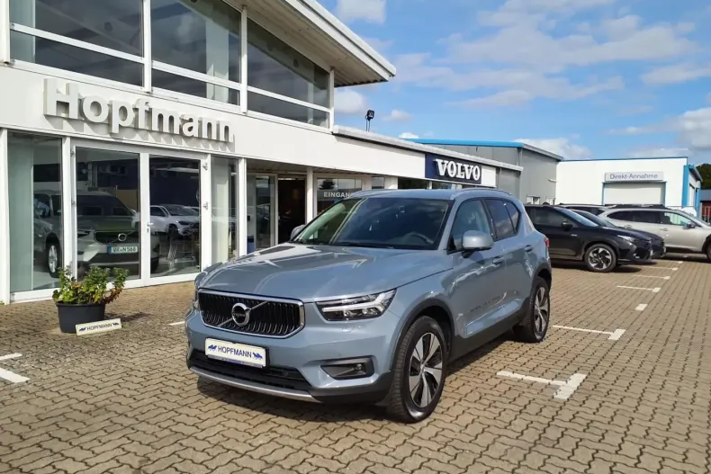 Volvo XC40 din 2021 cu 40.869 km - oferta VOL112531 - foto 2