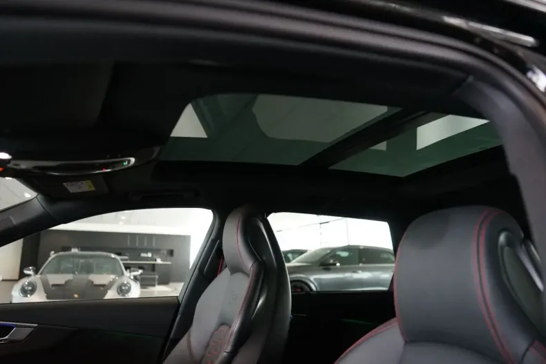 Audi RS4 din 2022 cu 53.500 km - oferta AUD112532 - foto 8