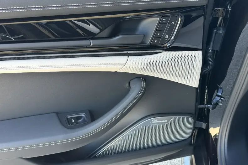 Porsche Panamera din 2024 cu 4.900 km - oferta POR112533 - foto 10