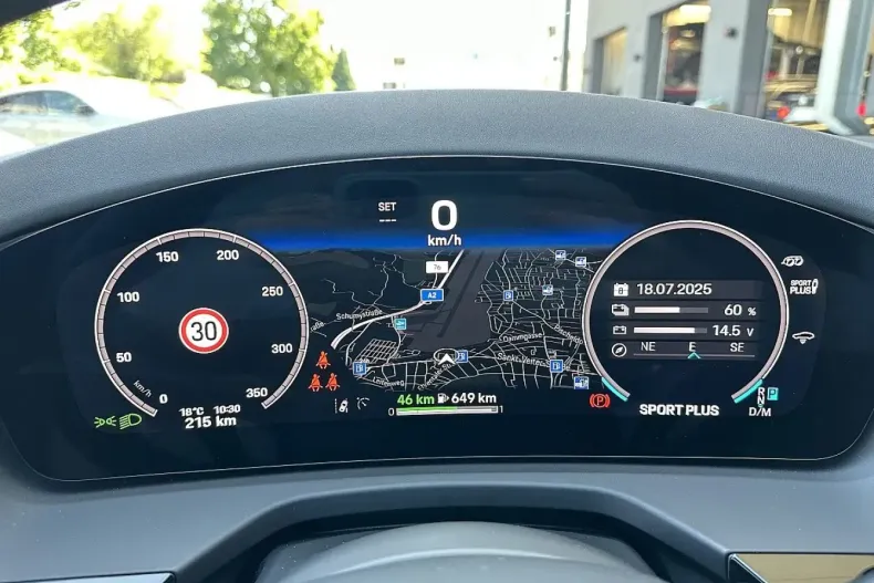 Porsche Panamera din 2024 cu 4.900 km - oferta POR112533 - foto 16