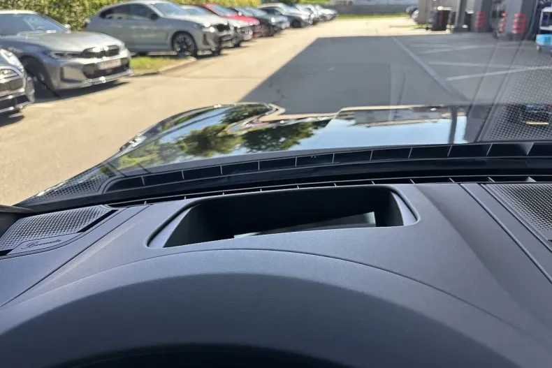 Porsche Panamera din 2024 cu 4.900 km - oferta POR112533 - foto 17