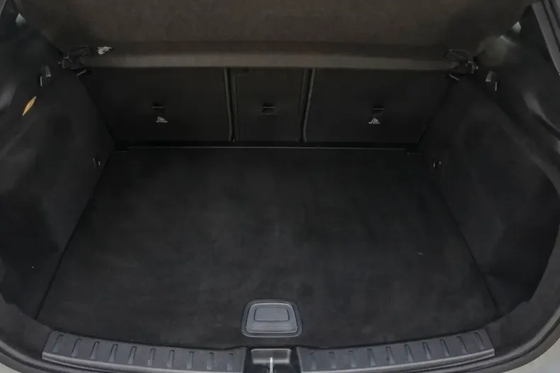 Mercedes-Benz GLA 35 AMG din 2021 cu 83.000 km - oferta MER112534 - foto 6