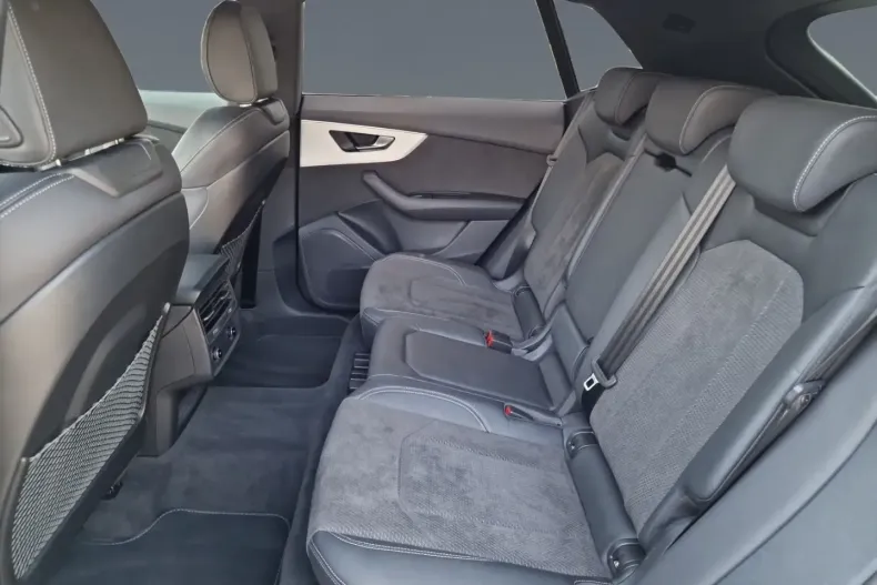 Audi SQ8 din 2022 cu 56.908 km - oferta AUD112535 - foto 13