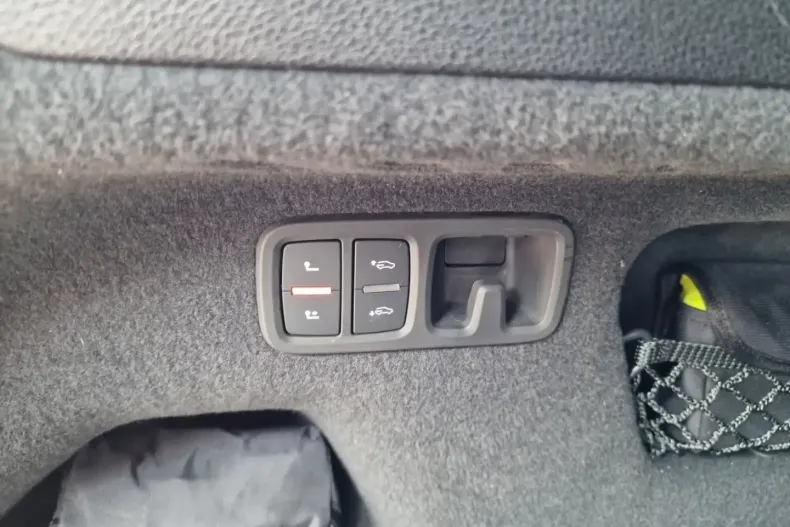 Audi SQ8 din 2022 cu 56.908 km - oferta AUD112535 - foto 16