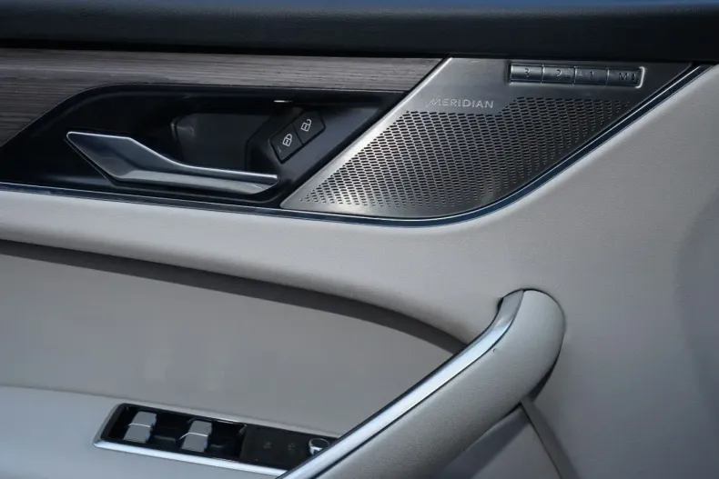 Jaguar F-Pace din 2022 cu 64.000 km - oferta JAG112537 - foto 27