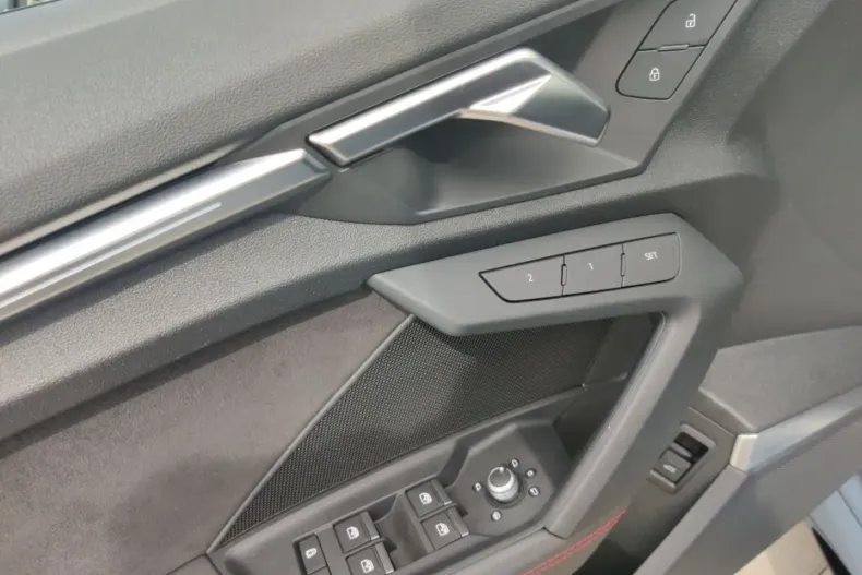 Audi RS3 din 2023 cu 63.950 km - oferta AUD112541 - foto 15